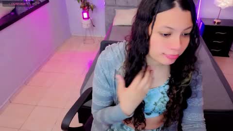 MAITE STONE1 online show from 12-14-25, 03:01