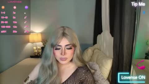 Snapshot of majestydannaxx chatting on 11-13-25, 05:17 majestydannaxx online show from 11-13-25, 05:17