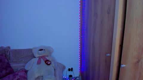 majito online show from 02-19-26, 11:45