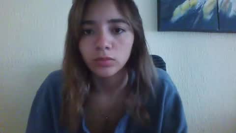Snapshot of majo_gomezz chatting on 10-09-25, 04:27 majo_gomezz online show from 10-09-25, 04:27