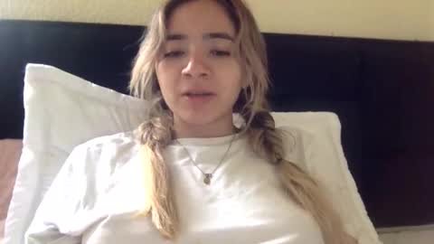 majo_gomezz online show from 04-30-26, 05:41