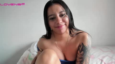 Snapshot of majo_rose chatting on 01-24-25, 07:39 MAJO ROSE  online show from 01-24-25, 07:39