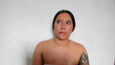 Snapshot of majo_rose chatting on 02-06-25, 08:02 MAJO ROSE  online show from 02-06-25, 08:02