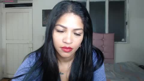 MAKENNAA online show from 04-28-26, 10:09