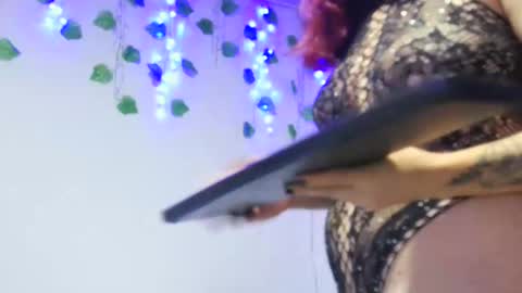 Snapshot of makenzy_darly chatting on 01-21-25, 12:36 Makenzy darly online show from 01-21-25, 12:36
