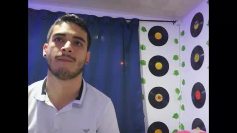 Snapshot of makenzy_darly chatting on 02-11-25, 11:44 Makenzy darly online show from 02-11-25, 11:44