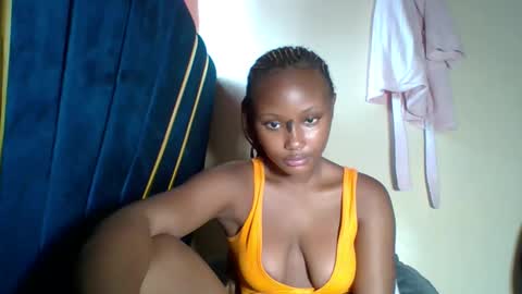 Eva online show from 04-23-26, 05:19