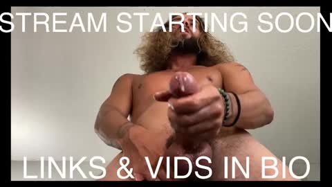 Snapshot of makingmoans chatting on 02-22-26, 10:25 Mack Makingmoans Twitter online show from 02-22-26, 10:25