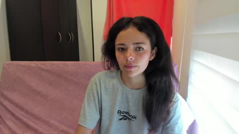 Snapshot of mal_norma chatting on 12-26-24, 06:01 Mal Norma online show from 12-26-24, 06:01