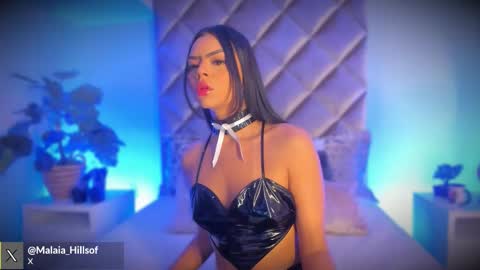 Snapshot of malaia_hills chatting on 10-31-25, 06:53 Call Me Mala online show from 10-31-25, 06:53