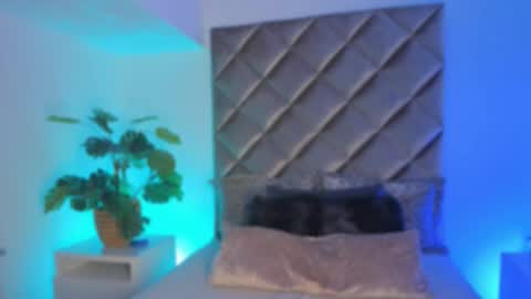 Snapshot of malaia_hills chatting on 11-19-25, 06:30 Call Me Mala online show from 11-19-25, 06:30