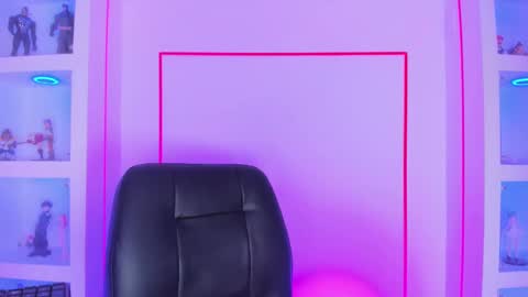   online show from 02-11-25, 12:58