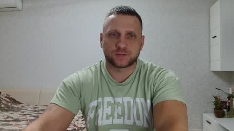 malchyshka online show from 01-04-25, 03:17