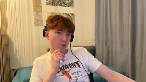 Snapshot of malcolm_yang chatting on 12-03-25, 09:51 Tom and Mark 3 online show from 12-03-25, 09:51