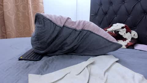 Snapshot of malconstone chatting on 01-28-25, 08:57 Malcom Stone online show from 01-28-25, 08:57