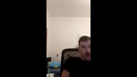 Snapshot of male20y chatting on 03-13-26, 11:22 male20y online show from 03-13-26, 11:22