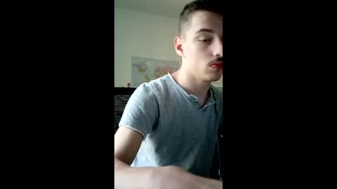 Snapshot of male20y chatting on 05-03-26, 11:38 male20y online show from 05-03-26, 11:38