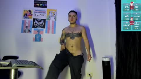 Snapshot of male_pussy chatting on 12-22-24, 03:44 ADAM online show from 12-22-24, 03:44