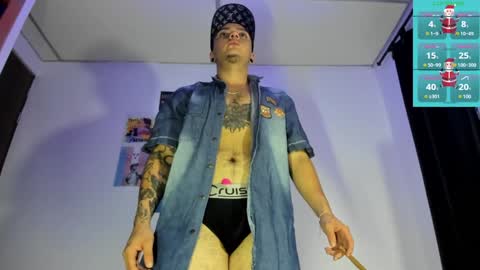 Snapshot of male_pussy chatting on 12-28-24, 03:04 ADAM online show from 12-28-24, 03:04