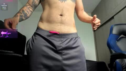 Snapshot of male_pussy chatting on 10-12-25, 06:29 ADAM online show from 10-12-25, 06:29