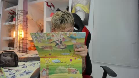 Malefica online show from 09-22-25, 02:46