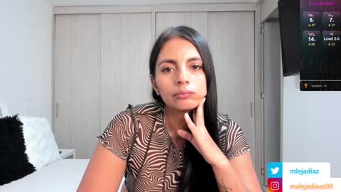 Snapshot of malejadiaz_ chatting on 01-29-25, 10:01 Maleja Diaz online show from 01-29-25, 10:01