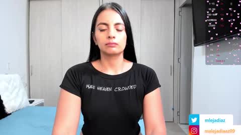 Snapshot of malejadiaz_ chatting on 02-21-25, 05:42 Maleja Diaz online show from 02-21-25, 05:42