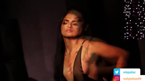 Snapshot of malejadiaz_ chatting on 02-27-25, 07:04 Maleja Diaz online show from 02-27-25, 07:04