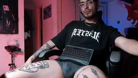 Snapshot of malek_xarx chatting on 03-18-26, 04:37 malek_xarx online show from 03-18-26, 04:37