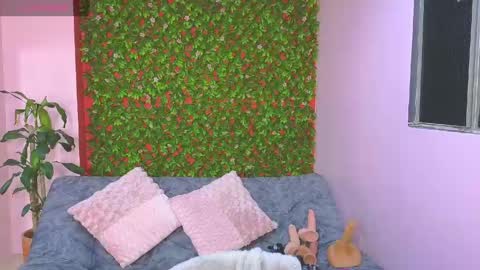 Snapshot of malen_fitnessmilf chatting on 04-30-26, 12:33 malen_fitnessmilf online show from 04-30-26, 12:33