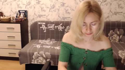 Malena online show from 11-13-25, 06:34