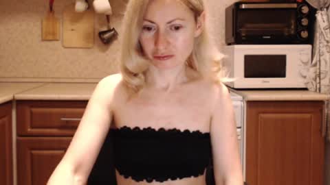 Malena online show from 02-27-26, 09:37