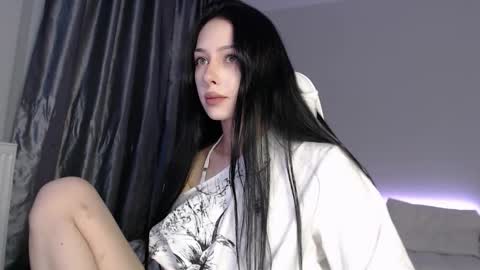 Snapshot of malenkiykamen chatting on 01-08-26, 03:36 piu online show from 01-08-26, 03:36