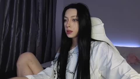 Snapshot of malenkiykamen chatting on 01-10-26, 11:01 piu online show from 01-10-26, 11:01