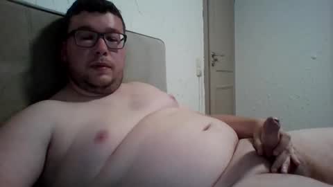 Snapshot of malepp chatting on 11-06-25, 07:37 Mario online show from 11-06-25, 07:37