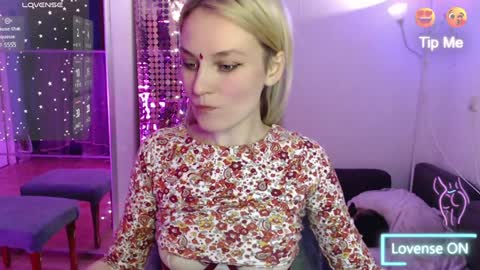 Snapshot of mali_sia chatting on 12-06-24, 03:41 Mischelle online show from 12-06-24, 03:41