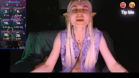 Snapshot of mali_sia chatting on 09-29-25, 10:25 Mischelle online show from 09-29-25, 10:25