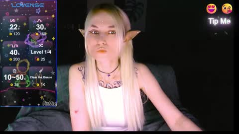 Snapshot of mali_sia chatting on 10-02-25, 10:28 Mischelle online show from 10-02-25, 10:28