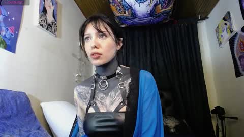 Alice Asylum online show from 12-19-24, 02:01