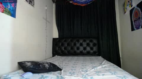 Alice Asylum online show from 01-19-25, 02:25