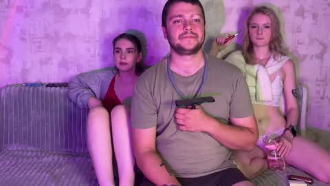 Malinka online show from 09-19-25, 07:47