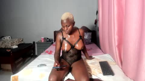 Snapshot of malkianyuki chatting on 10-20-25, 12:22 malkianyuki online show from 10-20-25, 12:22