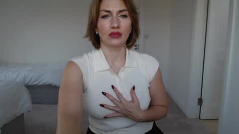 mallinia online show from 03-09-25, 04:55