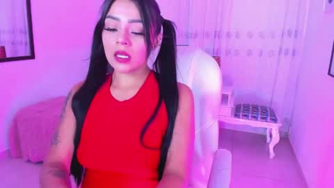 Mallorie online show from 04-22-26, 05:47