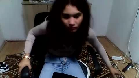 Snapshot of mallorymyersx chatting on 09-16-25, 07:37 mallorymyersx online show from 09-16-25, 07:37
