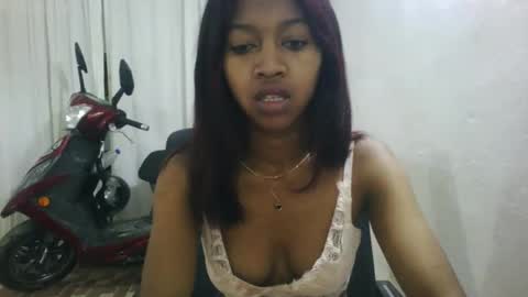 Malluna online show from 04-25-26, 04:59