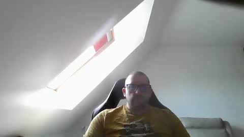 breton online show from 04-18-26, 08:29