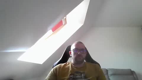 breton online show from 04-19-26, 06:32