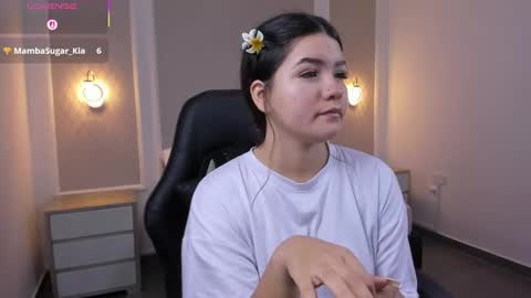 M A L U online show from 09-25-25, 02:37