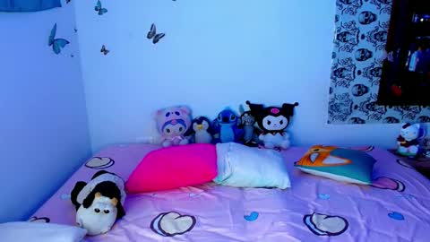 Snapshot of malud_09 chatting on 10-29-25, 12:07 online show from 10-29-25, 12:07